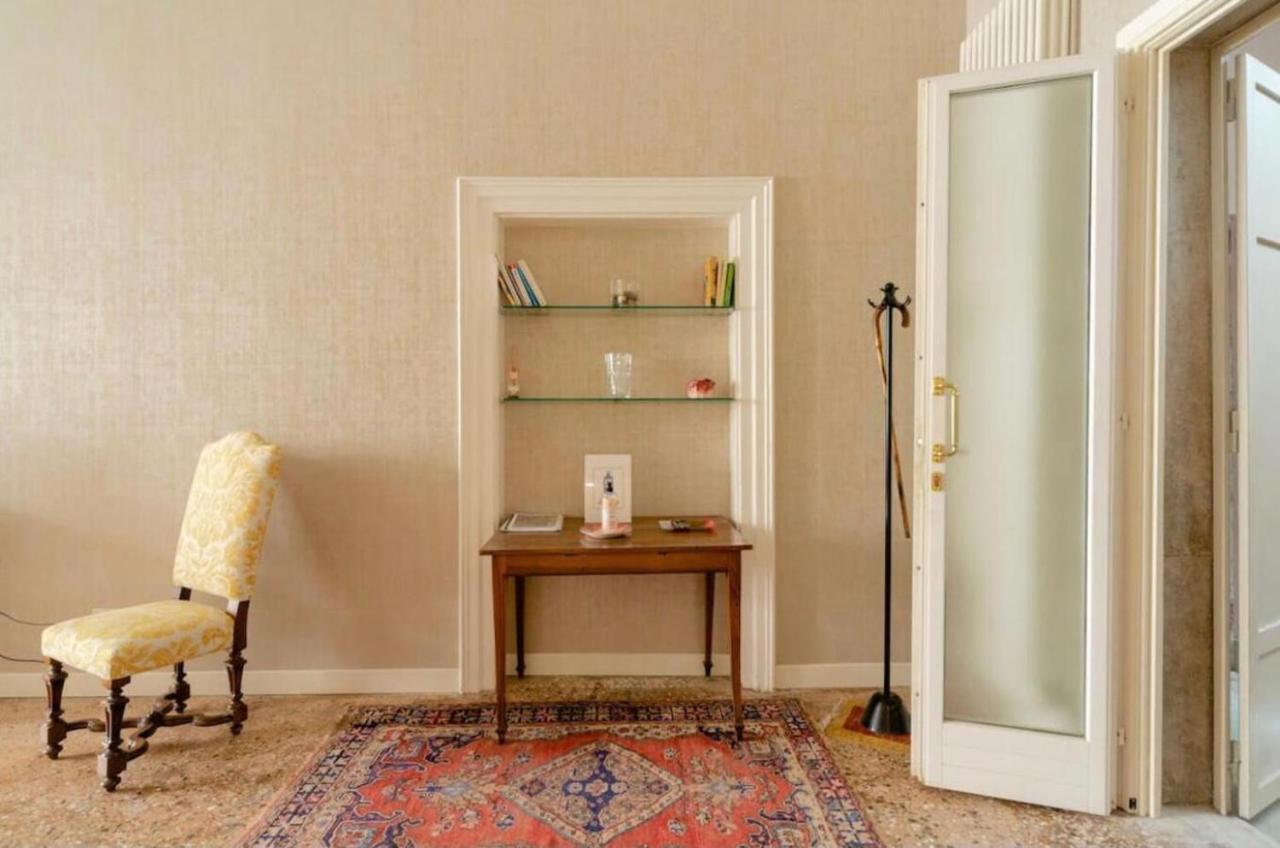Venezia San Samuele Apartment ภายนอก รูปภาพ